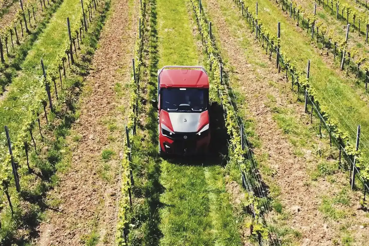 Landwirtschaftsfahrzeuge – Elektrisch und Geländegängig ALKE'
