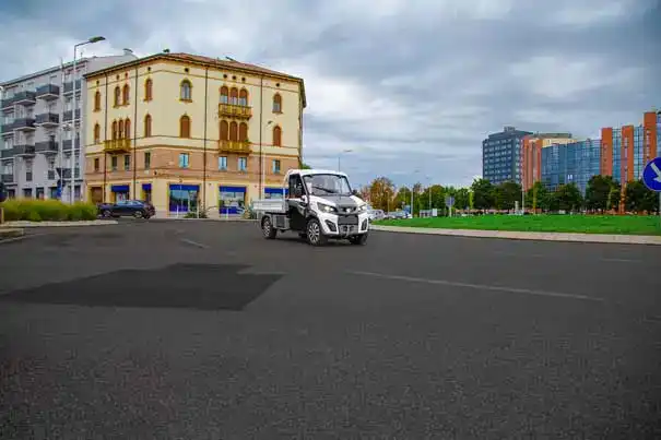Zugelassenes Eletro LKW ALKÈ - Kipper