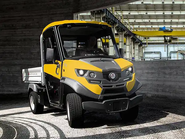 Fast charge for electric utility vehicles? - Electric vehicles: choose between normal and fast charge